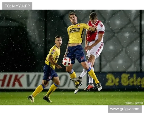 乌青年与罗达JC的激烈对决揭示了足球战术与团队协作的重要性