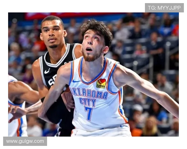 切特霍姆格伦的崛起与未来潜力探讨：NBA新星的成长之路