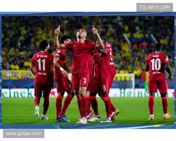 利物浦与巴萨对决官方海报揭晓激情碰撞即将上演