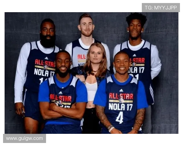 勇士与雄鹿对决女主播激情解说引发球迷热议