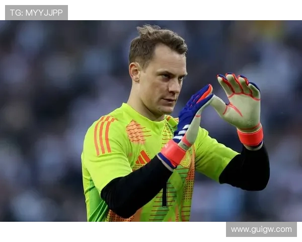 诺伊尔因重伤缺席赛季拜仁紧急求助德赫亚救火