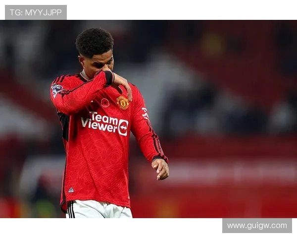 谢菲联与曼联激战正酣比分悬念不断球迷期待精彩瞬间