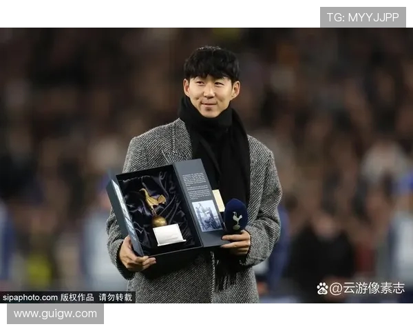 迈尼昂：从青涩小将到世界顶级门将的成长之路与辉煌成就