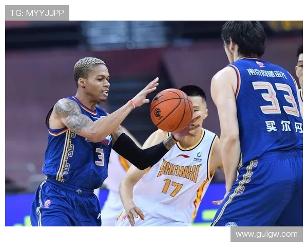 南京篮球队的节奏揭秘：从训练到比赛的全景探索与分析