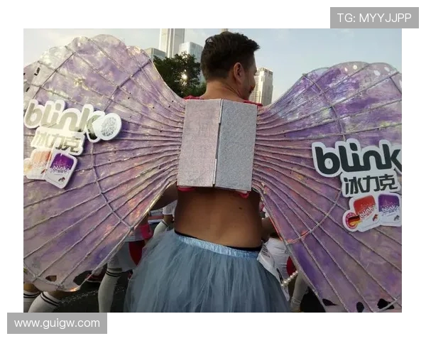 深圳街舞队在马拉松大满贯中的耐力挑战与精彩表现分析