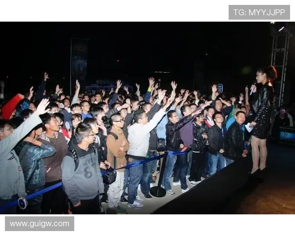 南京羽毛球队在钻石联赛积分榜中以83分稳居第一名展现强劲实力 南京羽毛球队在钻石联赛积分榜中以83分稳居第一名展现强劲实力