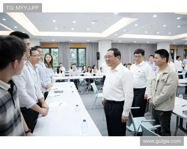 深入剖析上海足球队各大俱乐部实力对比及未来发展趋势
